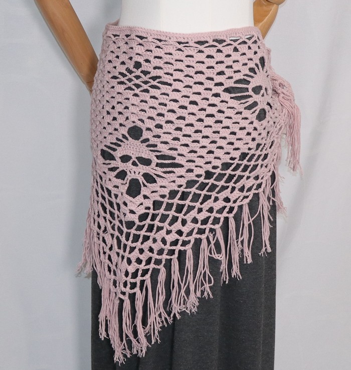 Virkattu p&auml;&auml;kallohuivi