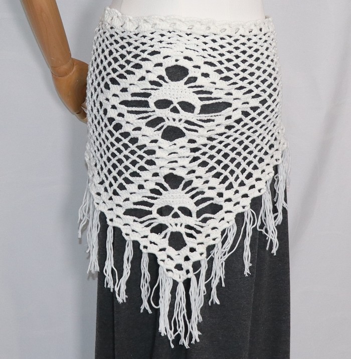 Virkattu p&auml;&auml;kallohuivi