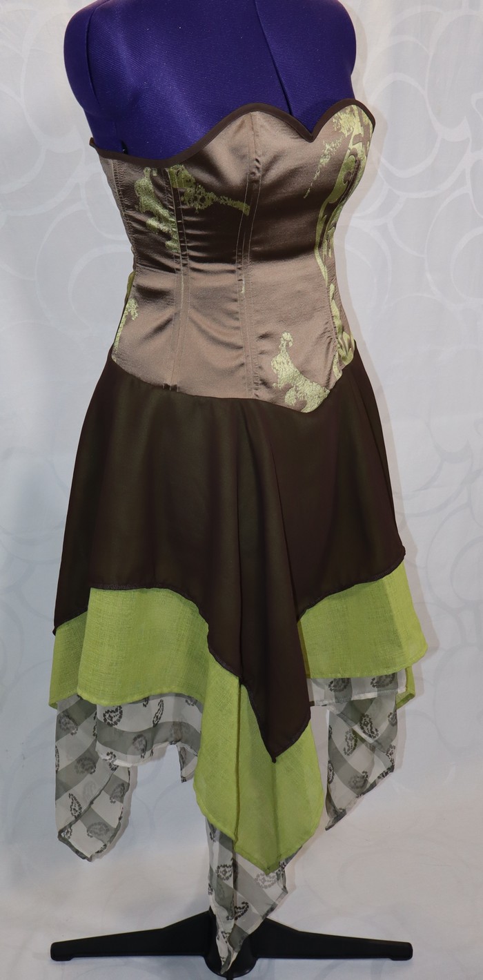 Korsetti_002b_700.jpg