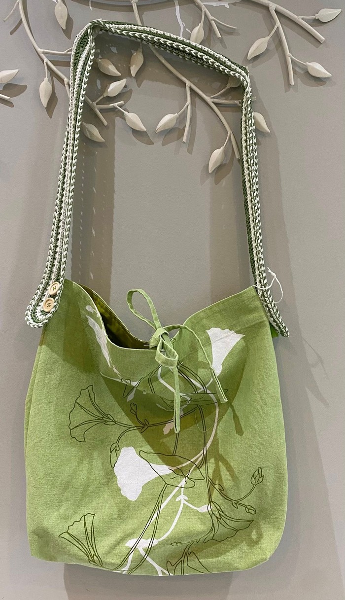 Vihre&auml;kuvioinen kangaskassi