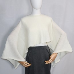 Neule (luonnonvalkoinen)